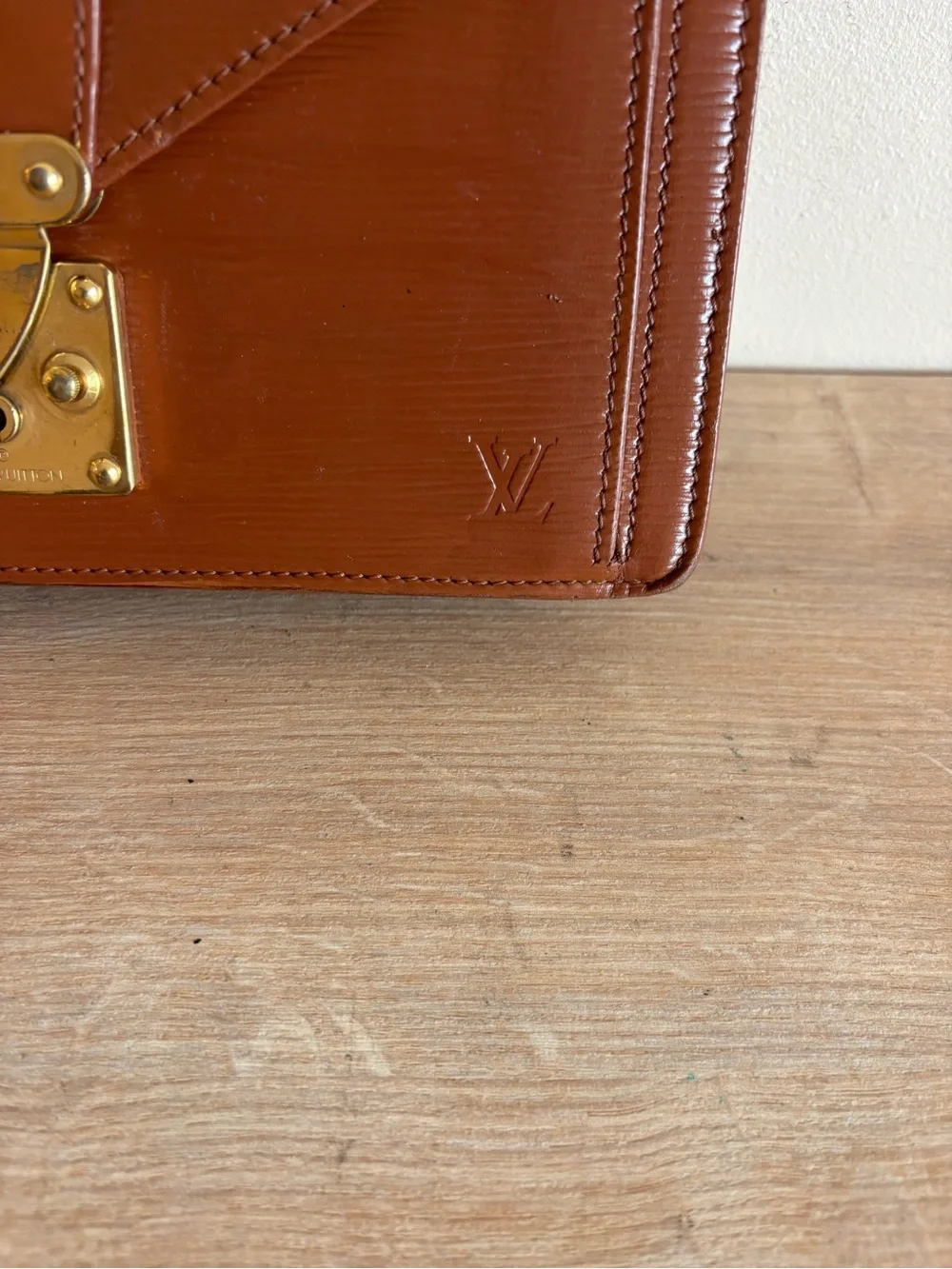Louis Vuitton Tan Epi Leather Men's Pouch with Gold-Tone Lock